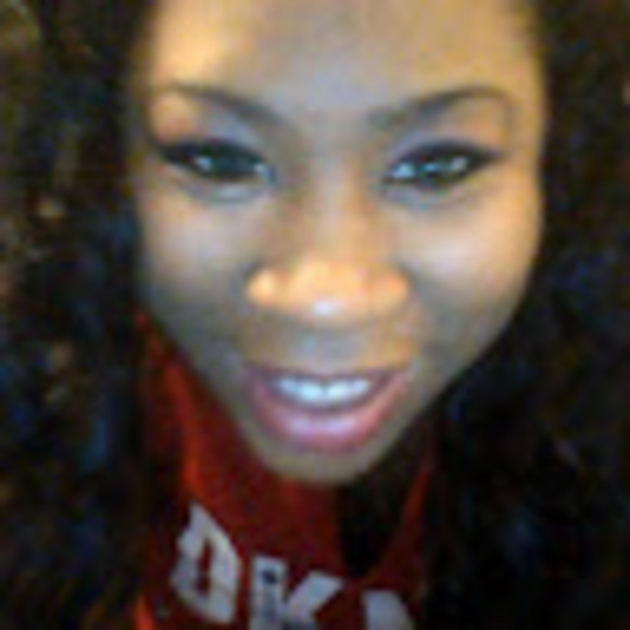 Meet your Posher, Bianca - Picture 1 of 1